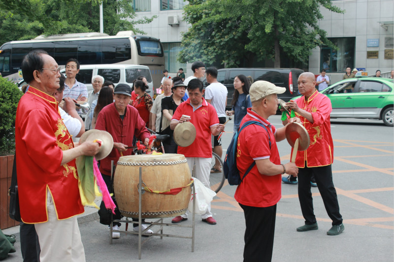 慶祝鑼鼓.jpg